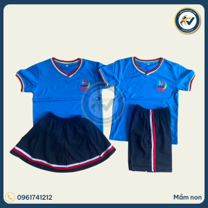 đồng phục mầm non cổ tim màu xanh da trời